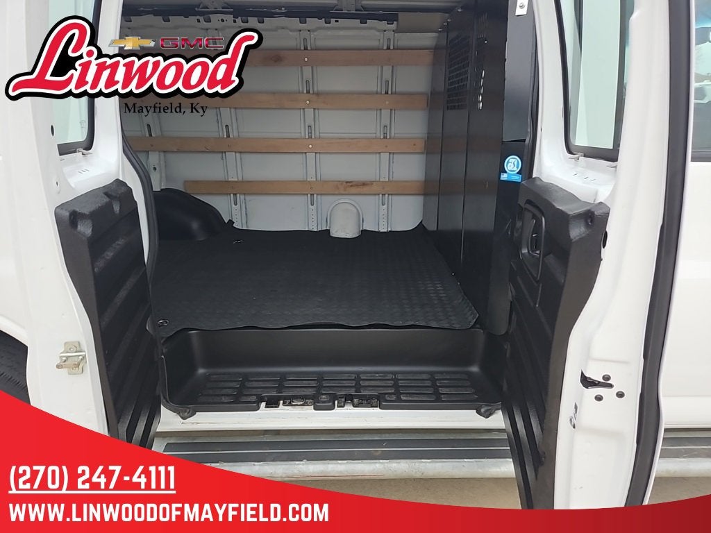 2024 Chevrolet Express Cargo 2500 WT