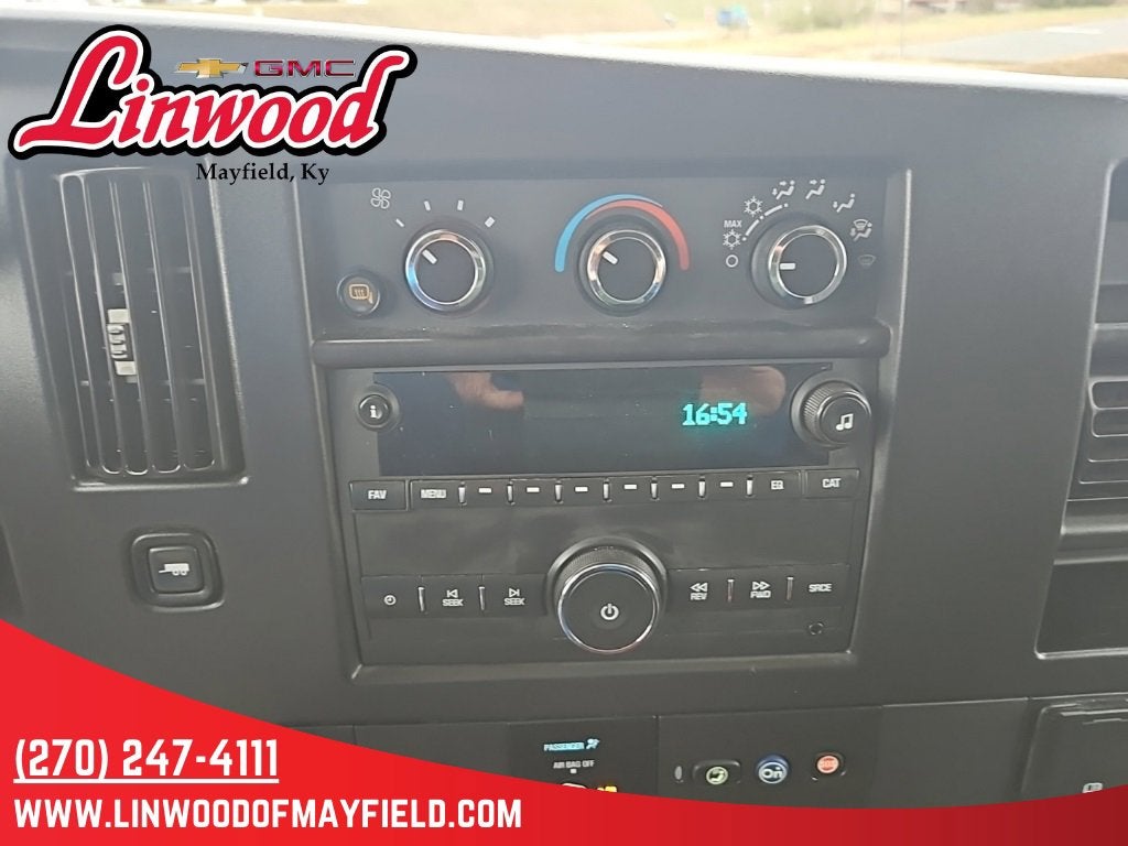 2024 Chevrolet Express Cargo 2500 WT