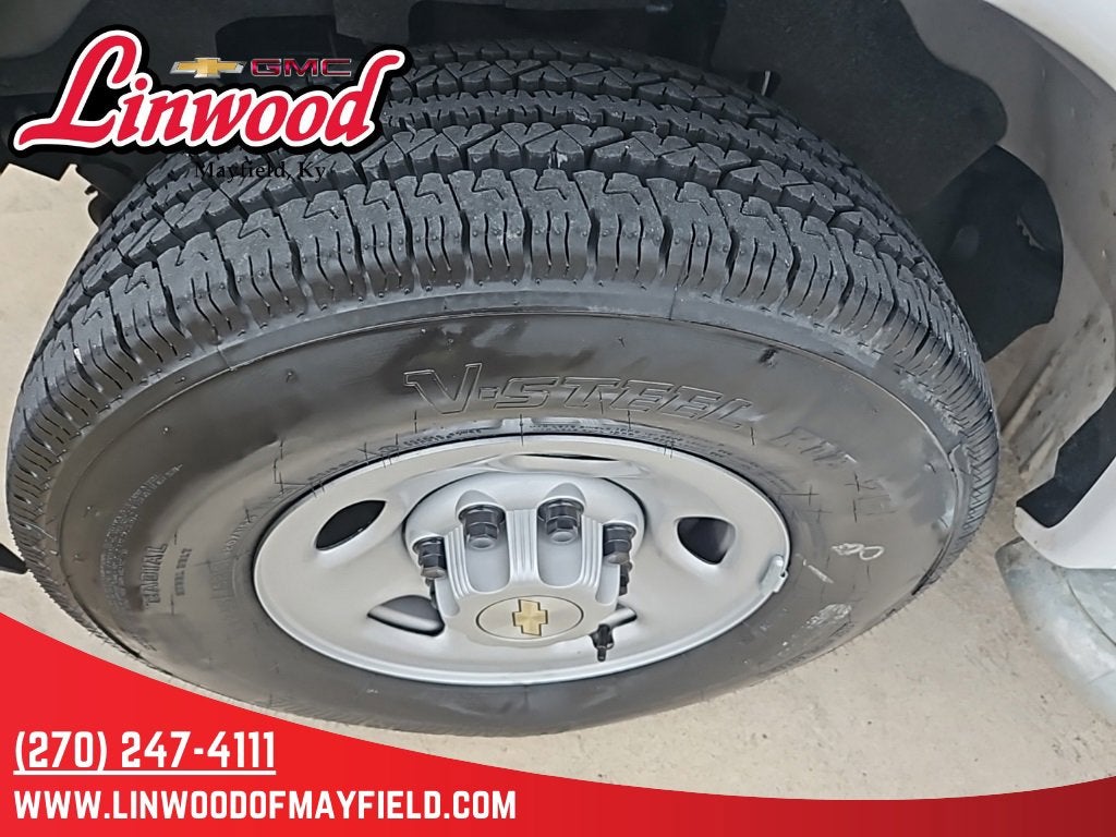 2024 Chevrolet Express Cargo 2500 WT