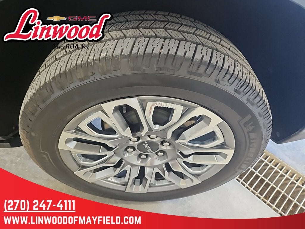 2023 GMC Yukon Denali Ultimate