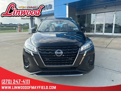 2024 Nissan Kicks SR